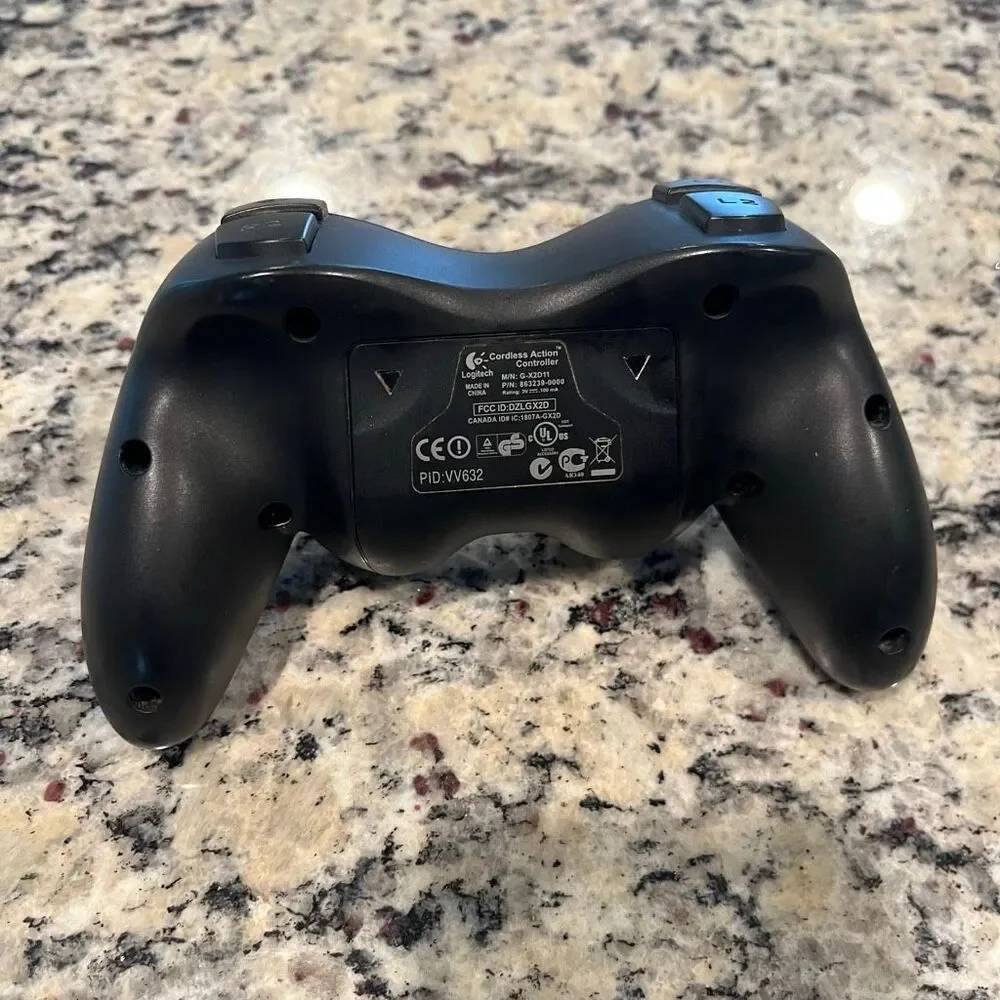 Logitech Cordless Action Wireless Controller PS2 PlayStation 2 Black OEM
